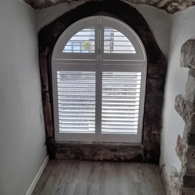 Shaped with pair panels.