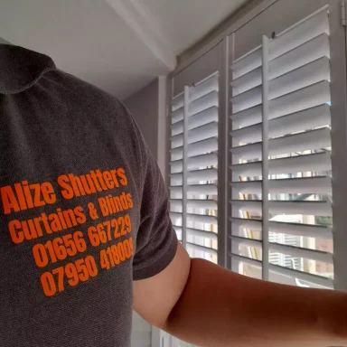 Central rod tier on tier.